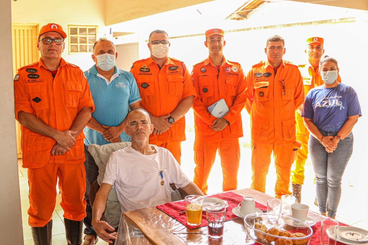 Fundação entrega honraria ao Coronel BM André Carvalho de Araújo