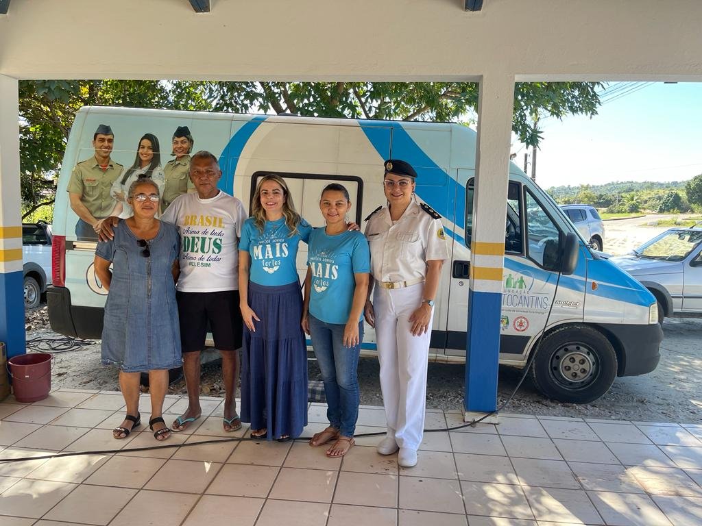 Odontomóvel realiza 1050 procedimentos em militares da Região Norte