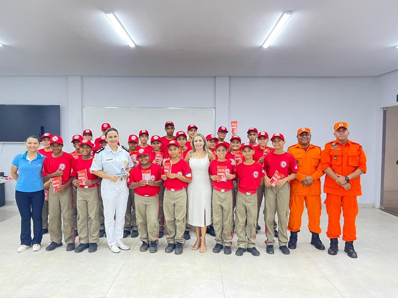 Saúde bucal: Parceria FPTO, 2º BBM e Serviço Odontológico do 2º BPM realiza ação voltada para a saúde dos bombeiros mirins em Araguaína